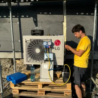 dopojení klimatizace vakuování